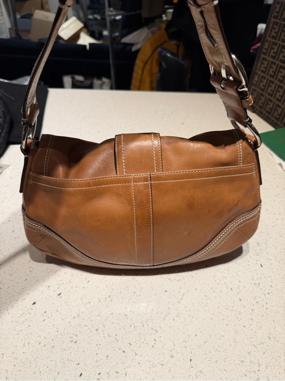 Coach vintage soho Tan medium Shoulder Bag with Buckle Accent